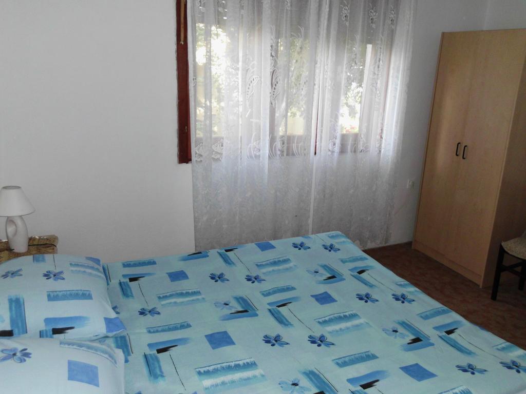 Guest House Krga โคเรนนิซา ห้อง รูปภาพ